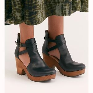 Free People Cedar Clog Black Leather